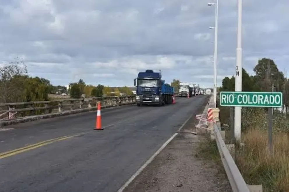 El intendente Duilio Minieri destacó la expectativa de Río Colorado ante el traspaso del mantenimiento de la Ruta 22 a la Provincia. Foto: archivo.