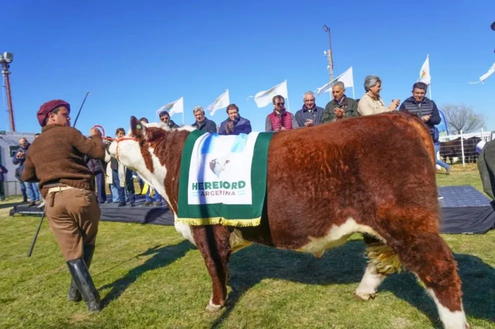 Las autoridades hablaron de las claves planteadas para impulsar la producción y el crecimiento de la región. Fotos Vanesa Schwemmler para NoticiasNet.