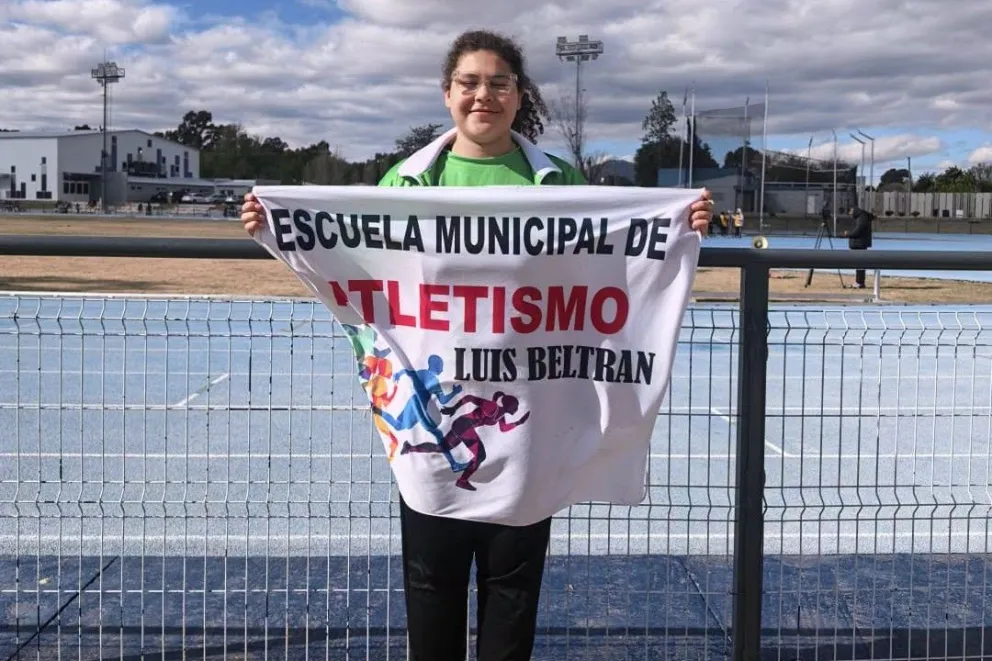 Galilea González alcanzó los 10,60 metros en lanzamiento de bala y finalizó quinta en la instancia nacional. Foto: gentileza.