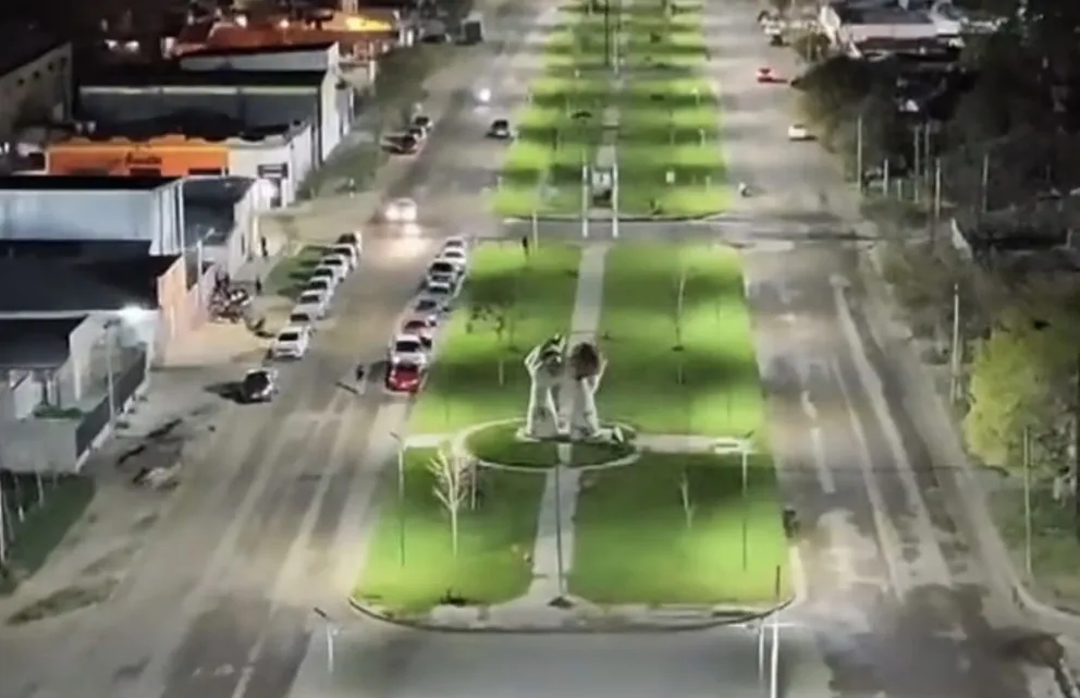 La avenida Dr. Laure cuenta ahora con 180 cabezales LED tras completarse la segunda etapa de iluminación. Foto: captura video.