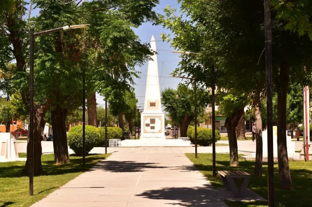 El hallazgo generó un fuerte repudio en Luis Beltrán y vecinos buscan registros de cámaras que permitan esclarecer lo sucedido. Foto: archivo.