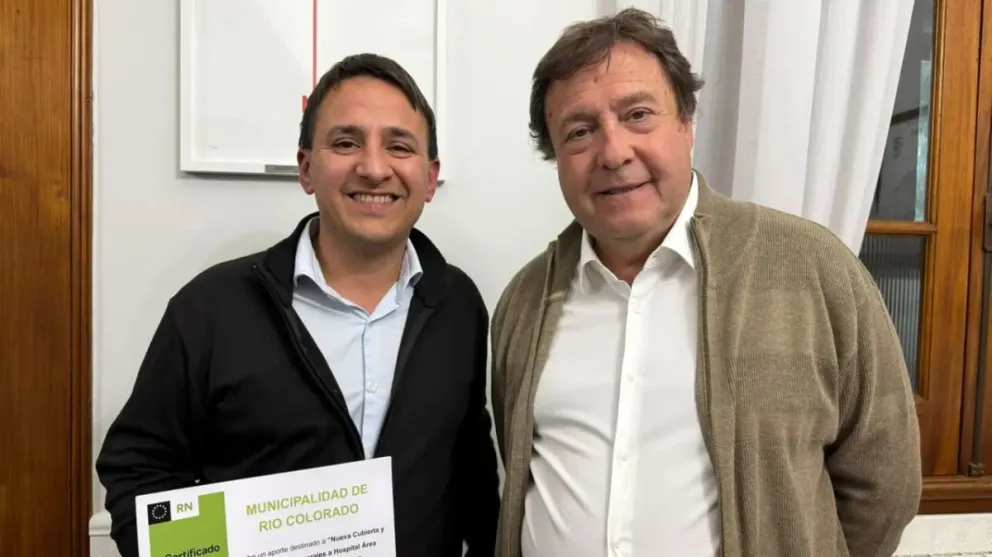 El Gobernador Weretilneck junto al Intendente Minieri.
Crédito: Gobierno de Río Negro