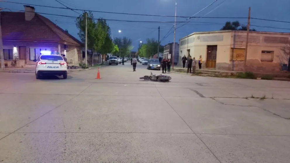 El hecho ocurrió en la intersección de las calles Belgrano y Etcheverria.