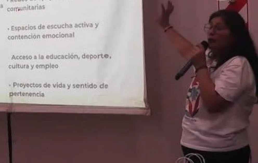 La actividad abordó herramientas de prevención, detección de señales de alerta y construcción de redes de acompañamiento ante situaciones de consumo y padecimientos subjetivos. Foto: gentileza.