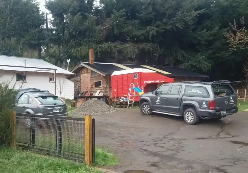 El acusado permanece internado en grave estado y bajo custodia policial en San Martín de los Andes. La Fiscalía aguarda su evolución para avanzar con la formulación de cargos. Foto: gentileza.