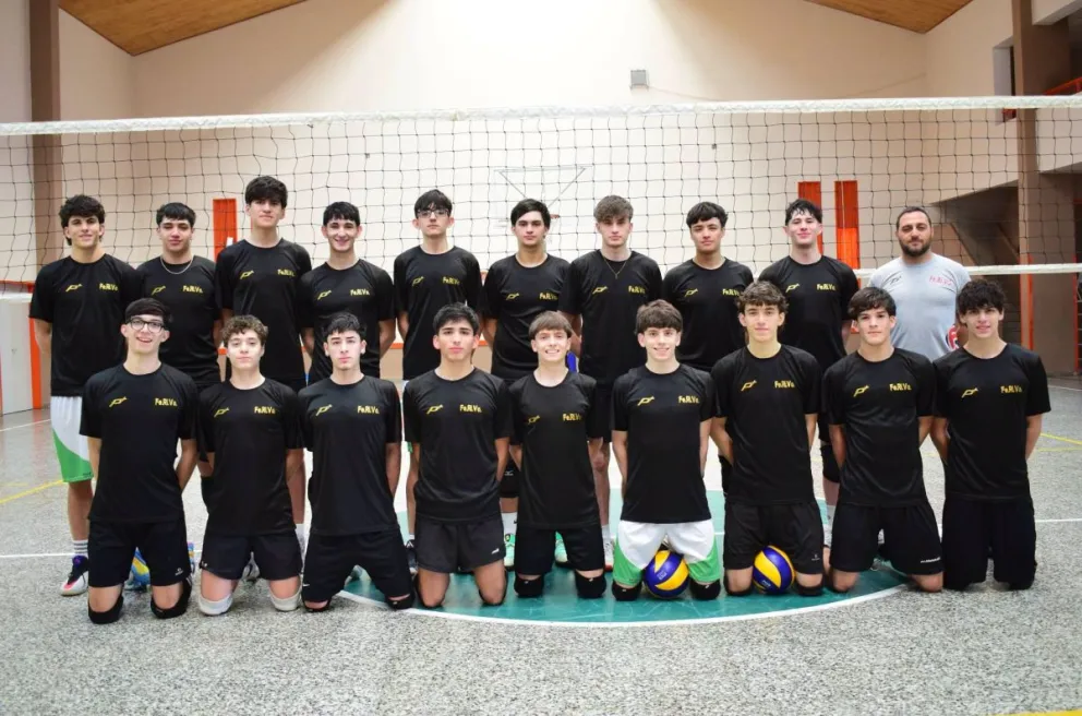 Ocho jugadores de la Escuela Municipal de Vóley de Luis Beltrán formaron parte de la concentración provincial Sub 18 realizada durante el fin de semana. Foto: gentileza.