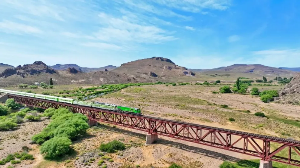 El Tren Patagónico conecta los paisajes de la Costa Atlántica, la Estepa y la Cordillera.
Crédito: Gobierno de Río Negro