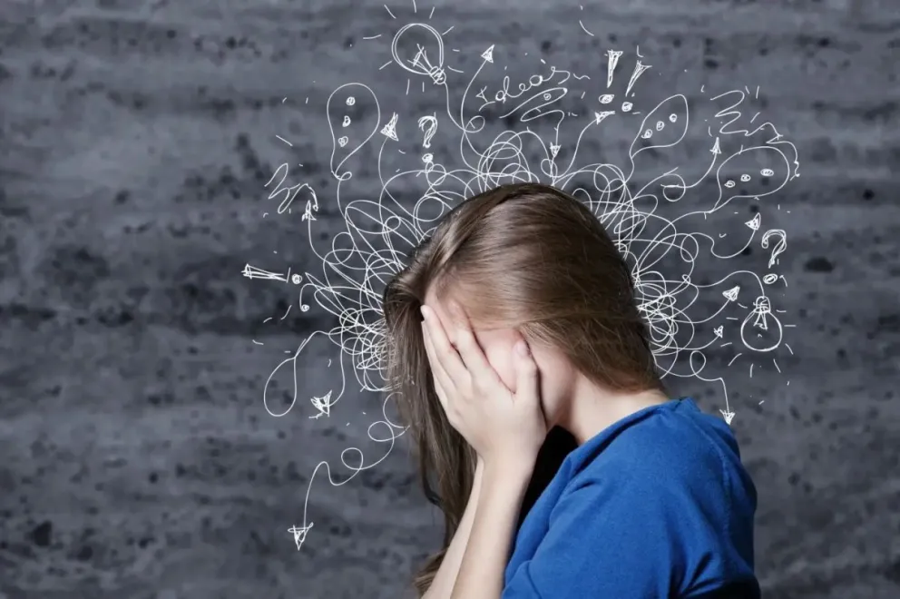 Un estudio de la Universidad de Buenos Aires reveló que casi seis de cada diez personas encuestadas presentan alteraciones del sueño y advirtió sobre las dificultades económicas para acceder a tratamientos de salud mental. Foto: ilustrativa (web).