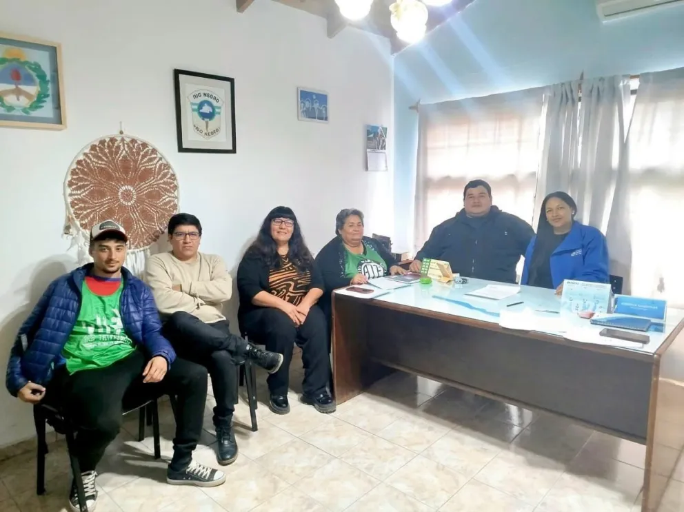 ATE Valle Medio y el Ejecutivo Municipal de Chimpay acordaron aumentos salariales y bonos para los últimos tres meses de 2026. Foto: gentileza.