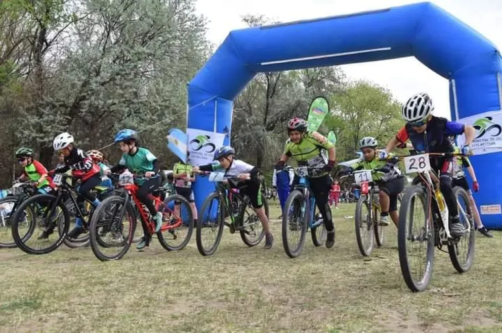 El encuentro infantil y juvenil de mountain bike se realizará el domingo 1 de noviembre en el predio del barrio Agustín Tosco de Luis Beltrán, con inscripción gratuita. Foto: gentileza.