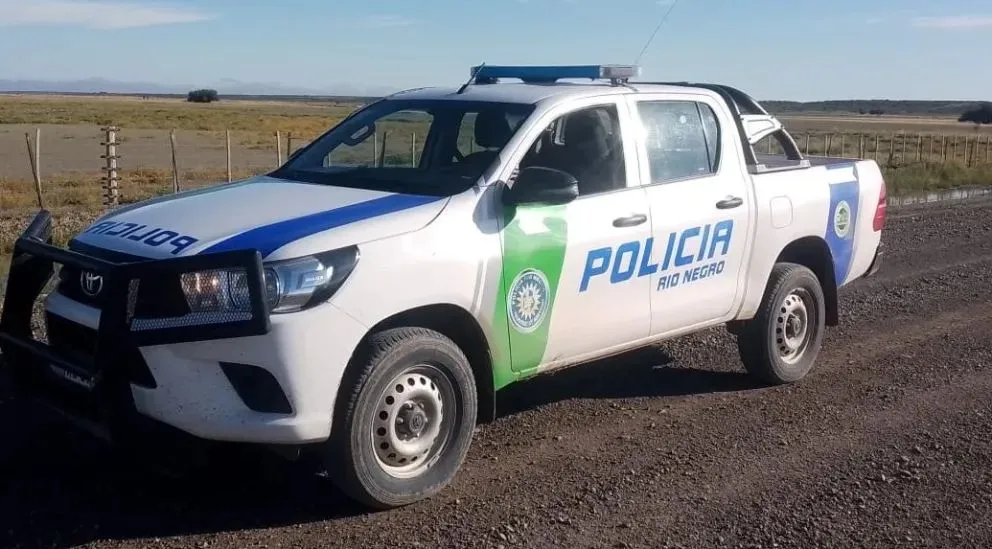 Un móvil desplazado por los campos. Foto NoticiasNet (archivo).