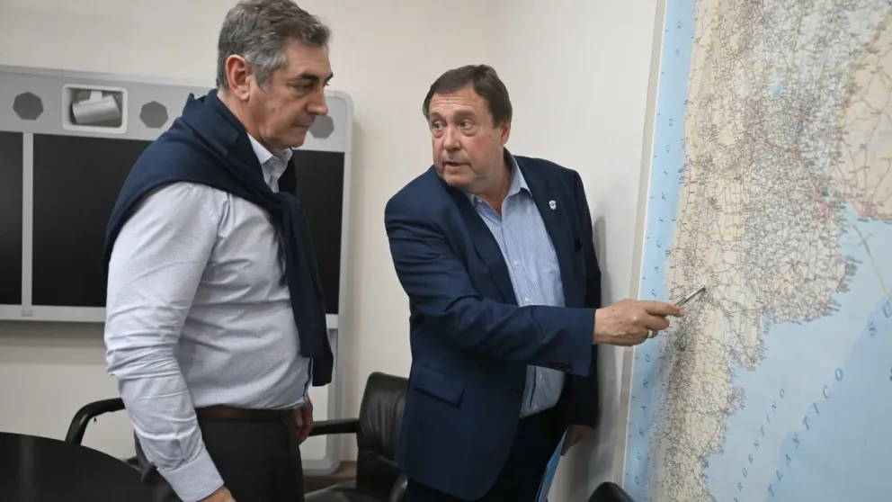 El Gobernador firmó el acuerdo en Buenos Aires
Crédito: Maximiliano Luna / Gobierno de Río Negro