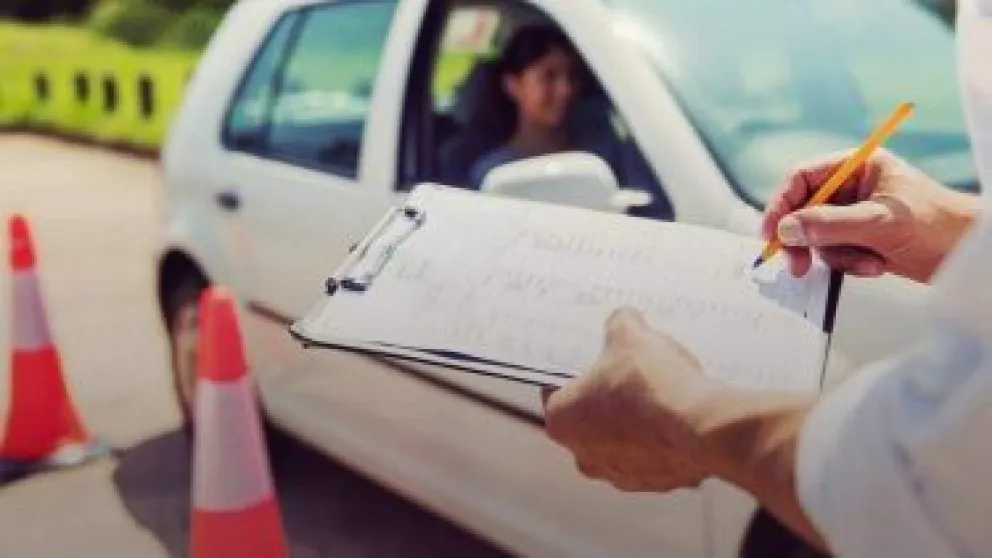 La Municipalidad de Lamarque informó las fechas de los cursos y exámenes teóricos y prácticos para obtener la licencia de conducir durante noviembre. Foto: ilustrativa.